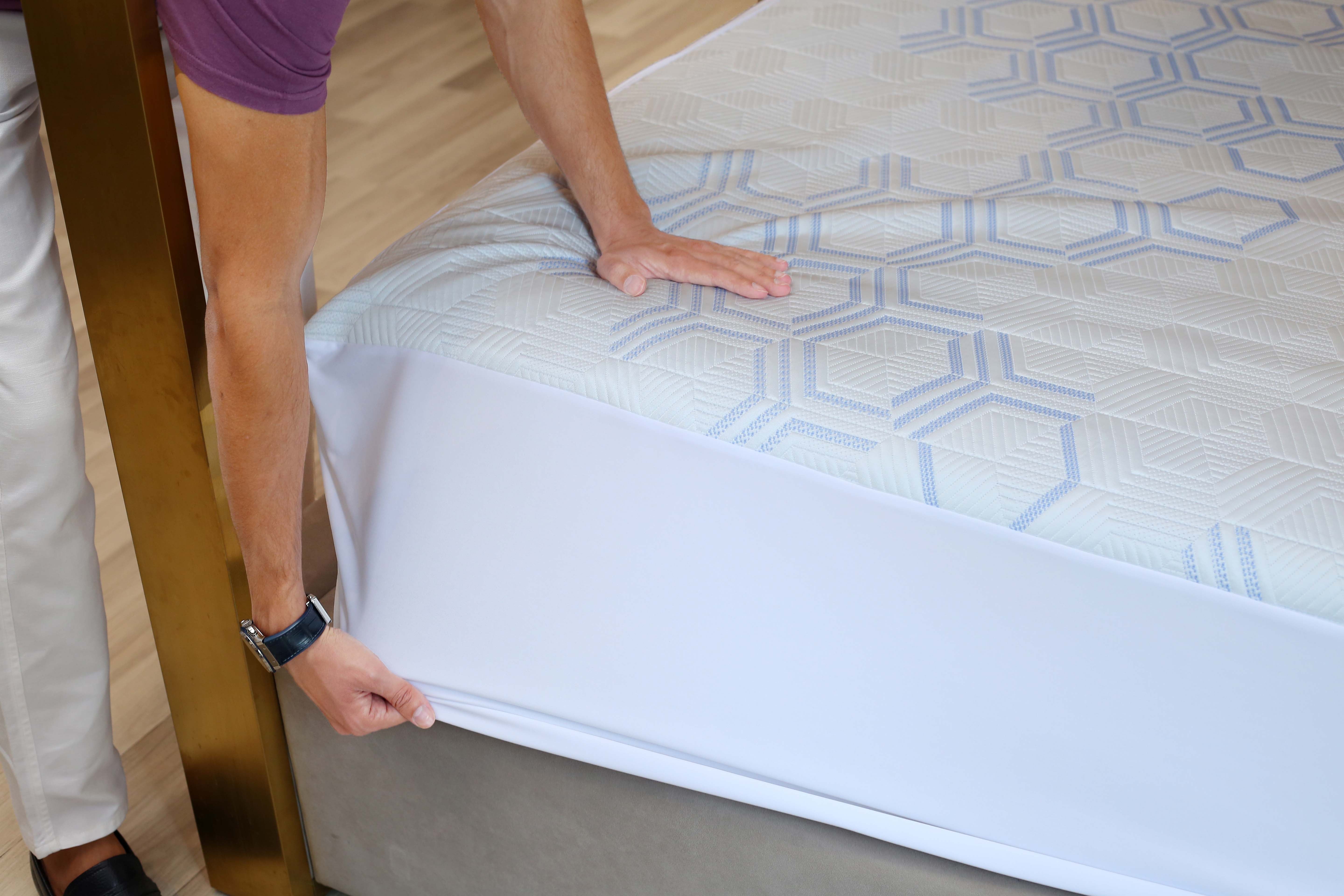 Miracool Krýo Silk Waterproof Mattress Protector