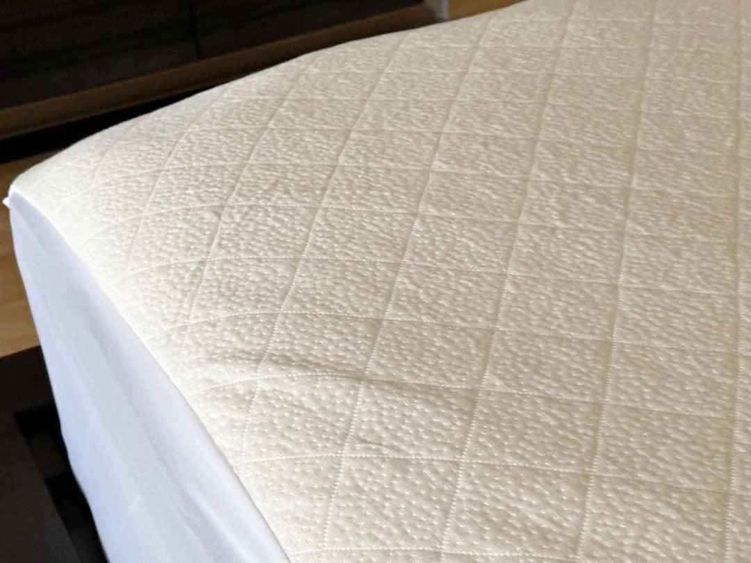 Enhance Your Mattress's Lifespan with AustinLinen's Bamboo Waterproof Mattress Protector