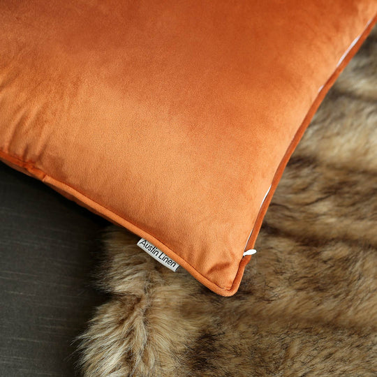 Veloúdo Caress Filled Cushions